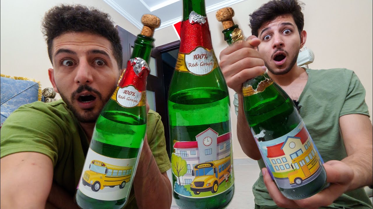 طلبنا جميع مشروبات باص المدرسة الشرير !! مخيف ( ايمن تيوبر وعمر تيوبر )