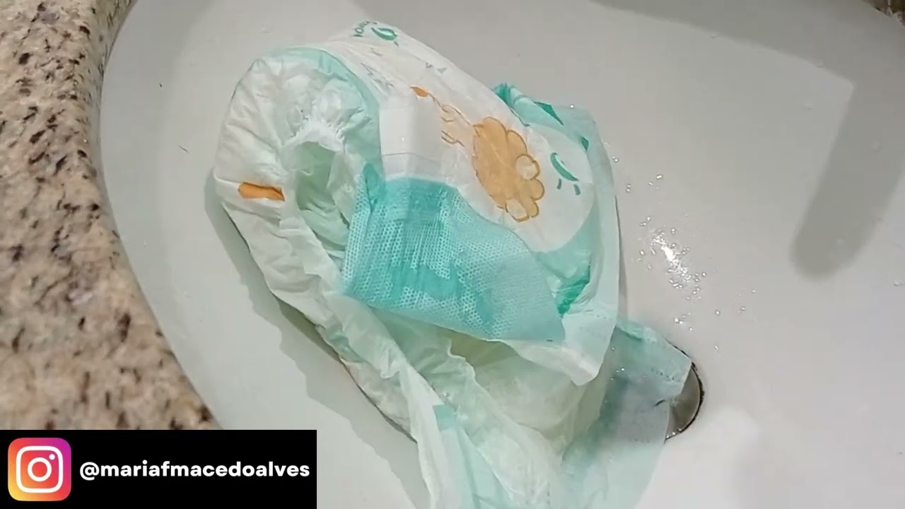 Testamos quanto a fralda Pampers Aguenta de xixi em uma criança de 1 ...