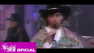 Video thumbnail of "Banda Vallarta Show - Esa Chica Me Vacila (Siempre en Domingo)"