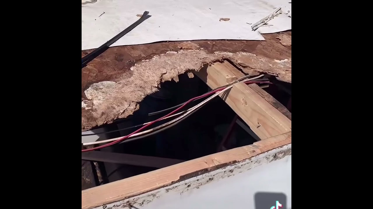 RV collision  repair rv repair rv damage rv body shop rv fiberglass repair rv accident Hollywood