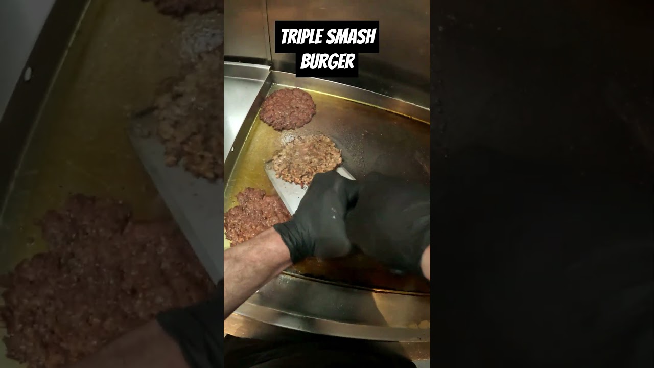 Triple Smash Burger 