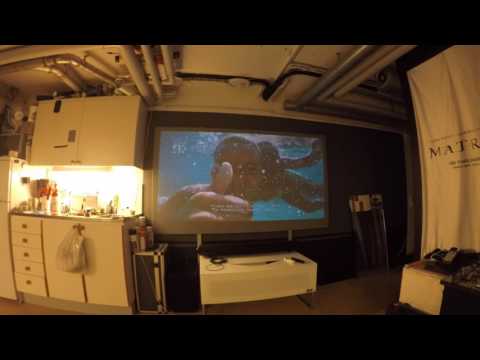 Small projector Vivitek Qumi Q2-Lite 300 ansilumen, test on Evo screenpaint