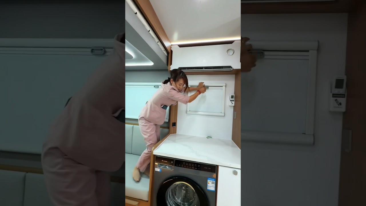 ⁣RV camping, lightning-fast escape – a girl's RV life #RVtravel #RVRoadTrip