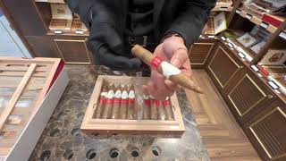 Unbox Cigar Dividoff Year Of The Tiger Limited Edition.