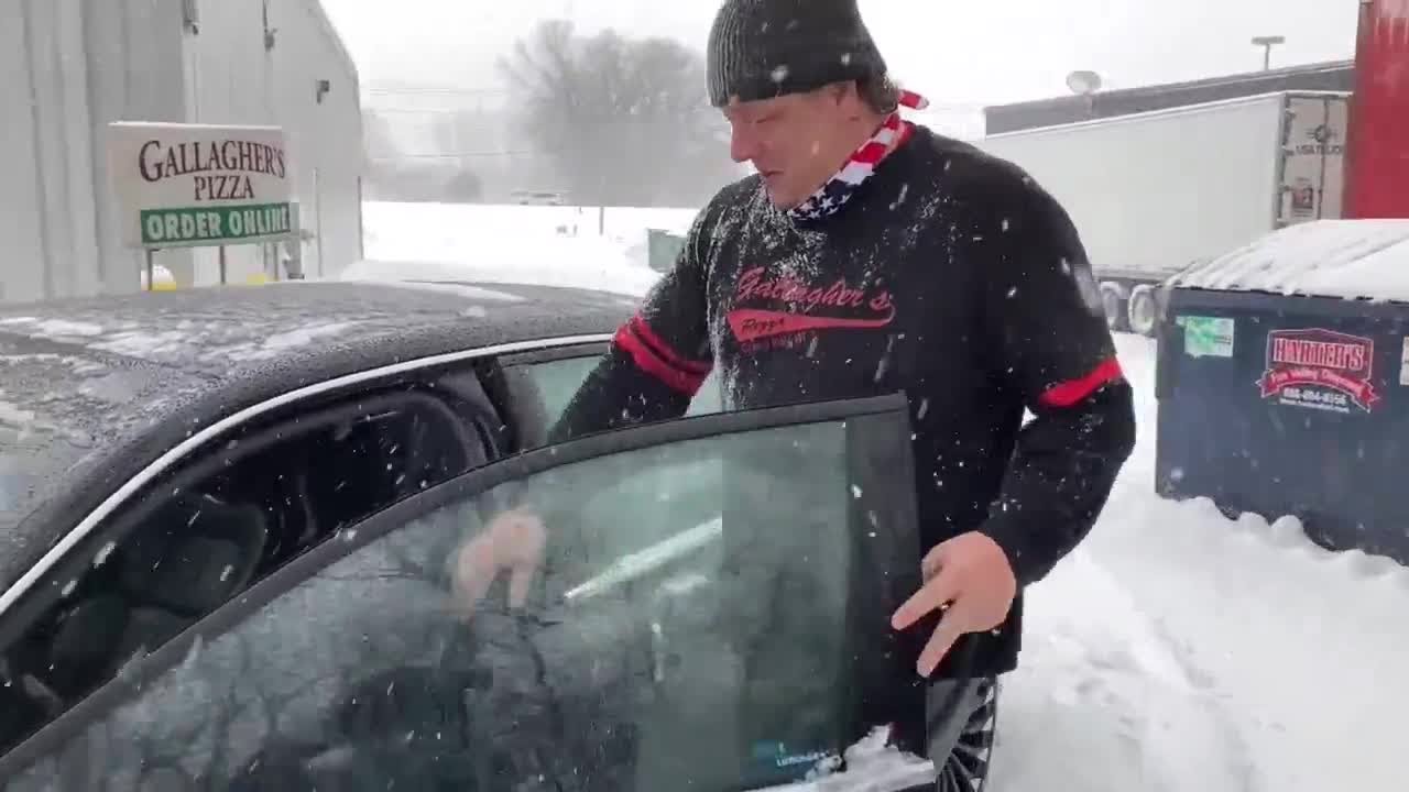 Delivery dedication: Local delivery driver says community is ...