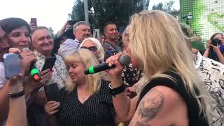 Татьяна Овсиенко - отрывок песни «Женское счастье» (концерт в Омске)