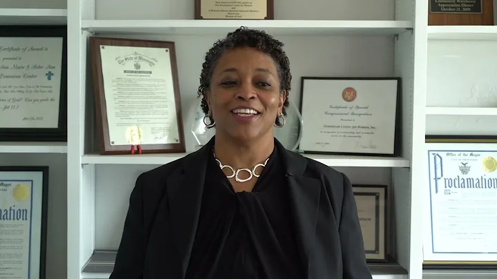 Shelley Matthews Accepts Award for "continuing the...