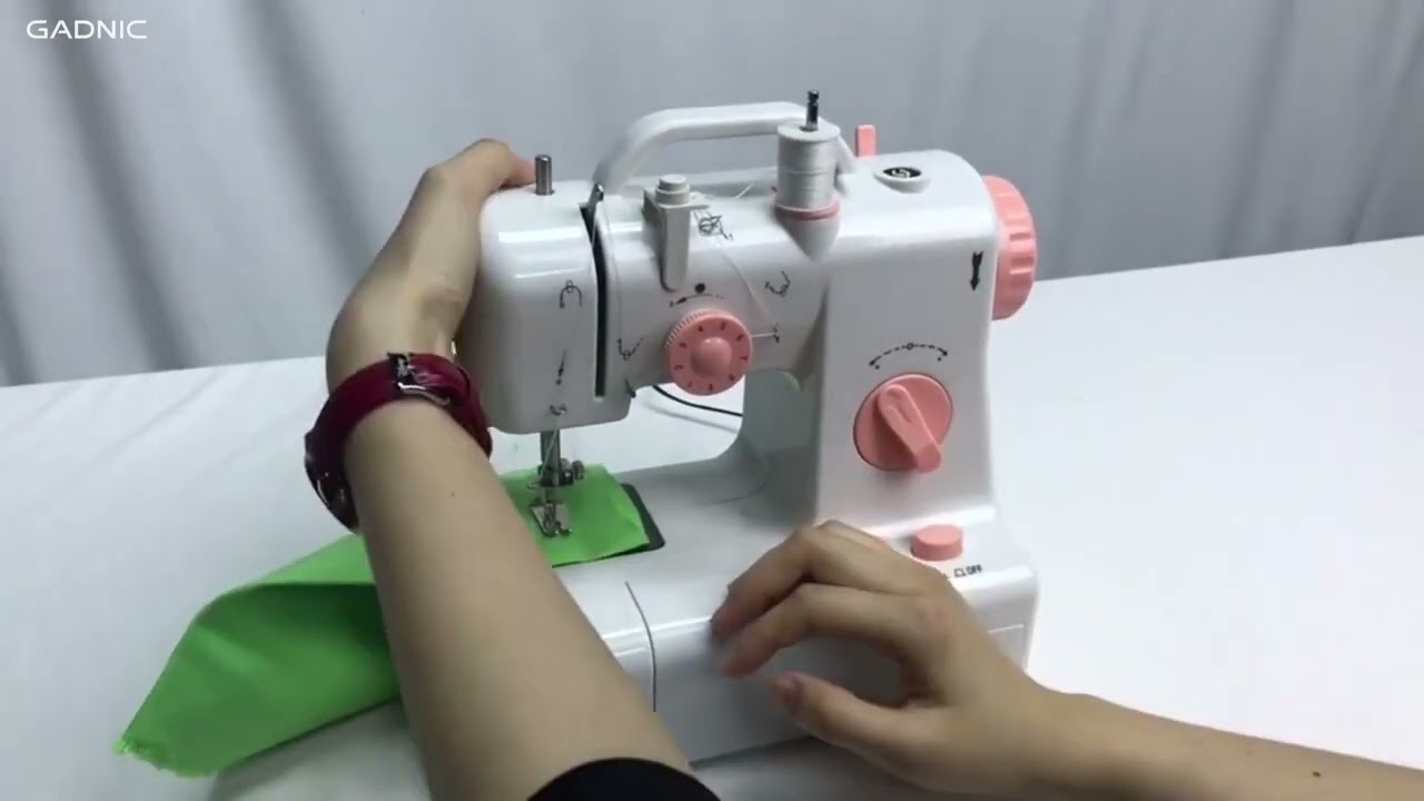 Compre 7982 Máquina de Coser Para Niños Eléctricos Juguete Con Luces  Pequeños Electrodomésticos Play Play Play Sewing Toy Para Máscaras de  Bricolaje Juguetes Educativos (tamaño: M) - Rosado en China