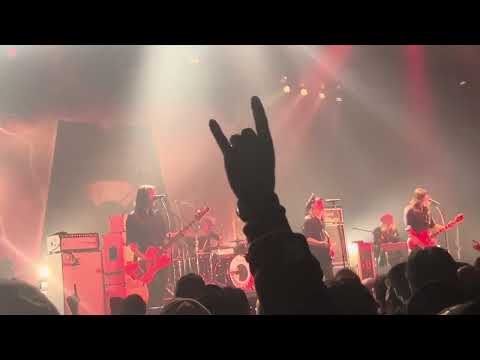 RAINY DAYS REVISITED -LIKE NO OTHER MAN -THE HELLACOPTERS Tokyo Japan