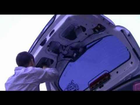 Как разобрать обшивку двери багажника