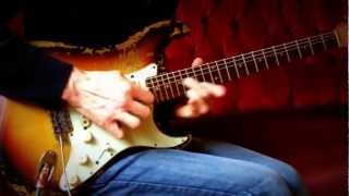 Misty (Erroll Garner) Jazz Standard with a crunchy Fender Stratocaster 1962 chords
