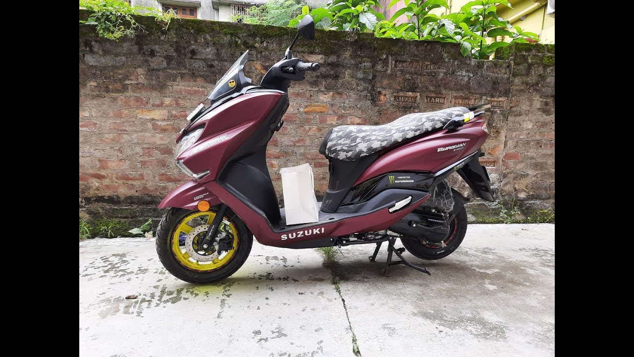 Suzuki Burgman 125cc Battery where is it located in the scooter