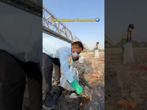 YAMUNA KI SAFAI NETFLIX NAHI...PARTICIPATION MAANGTI HAI 😭♻️#sanskritiyouthfoundation #swachhbharat