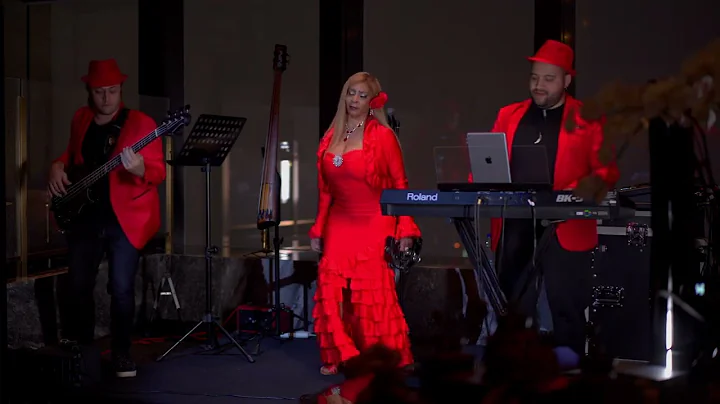 Micki sings at Conrad - Gallery