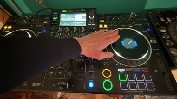COMPLETE BEGINNER DJ LESSONS VIDEO 8 A LOOK AT THE JOG WHEEL AND WHAT IT