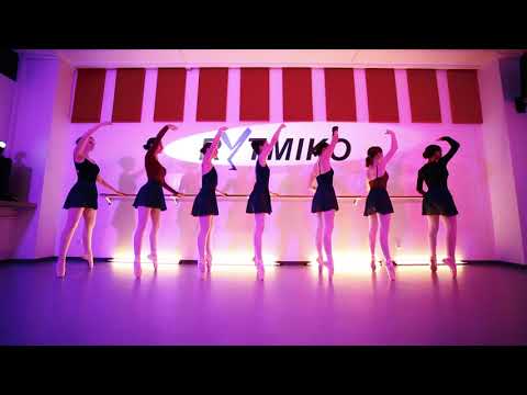 Spitzentanz by Amaya (Ballettschule Rytmiko)