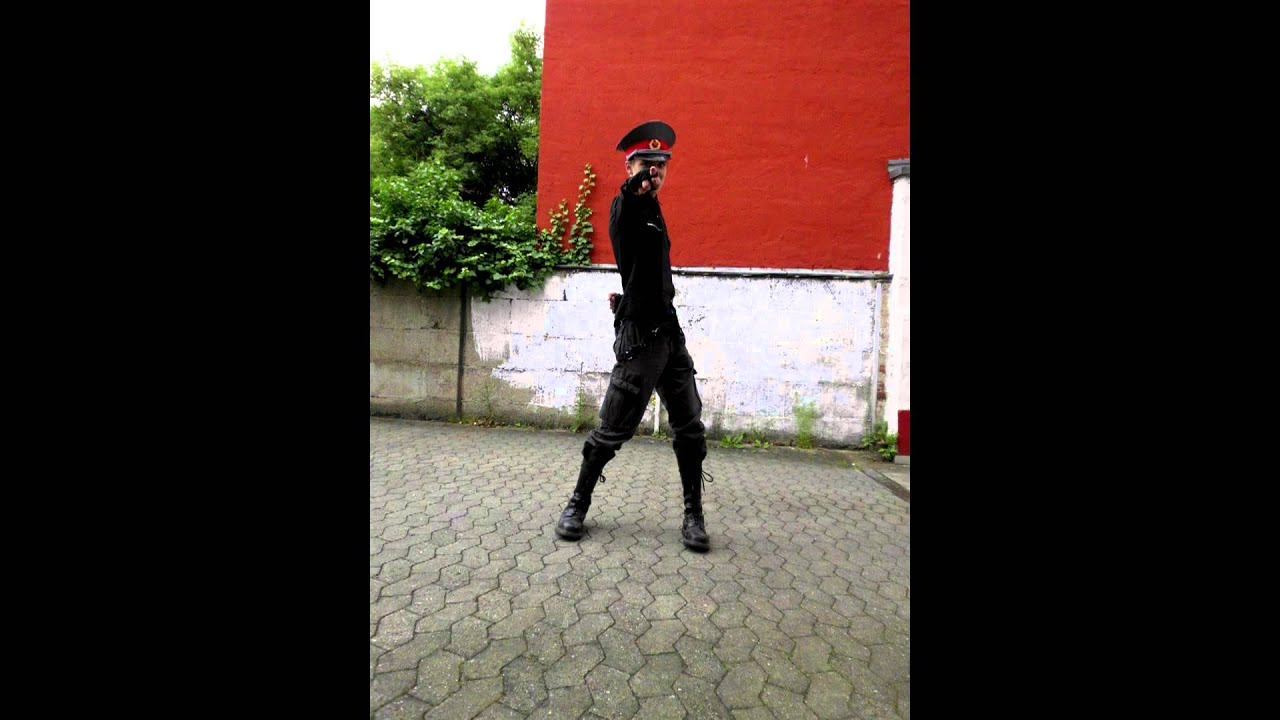 B-Soldier - Bass Bass Bass Bass - YouTube