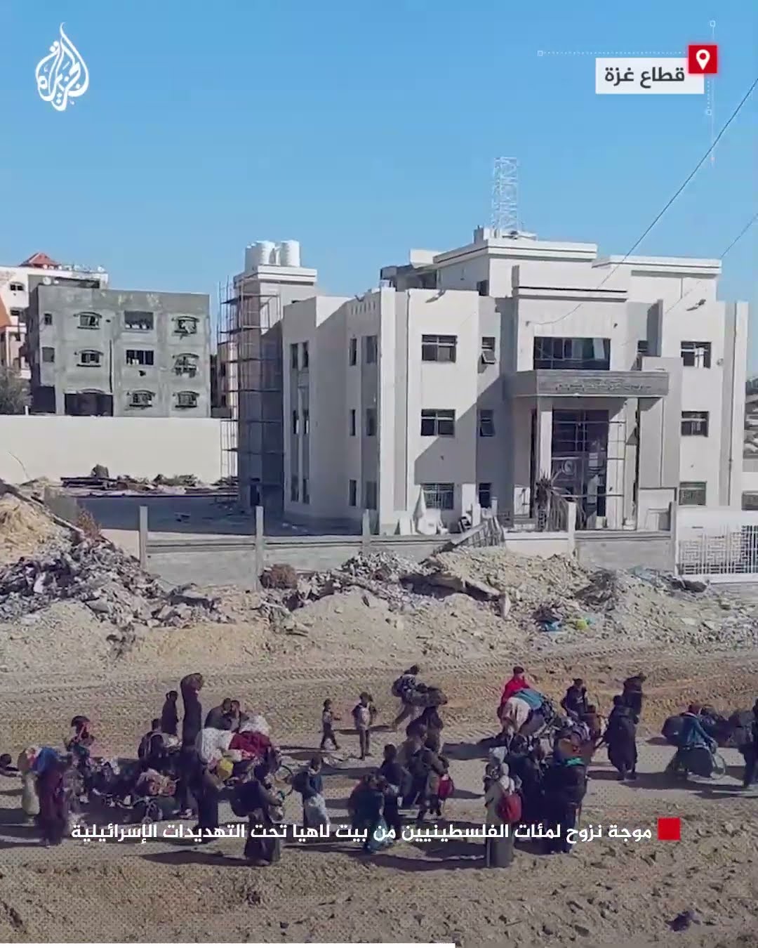 موجة نزوح لمئات الفلسطينيين من بيت لاهيا تحت التهديدات الإسرائيلية