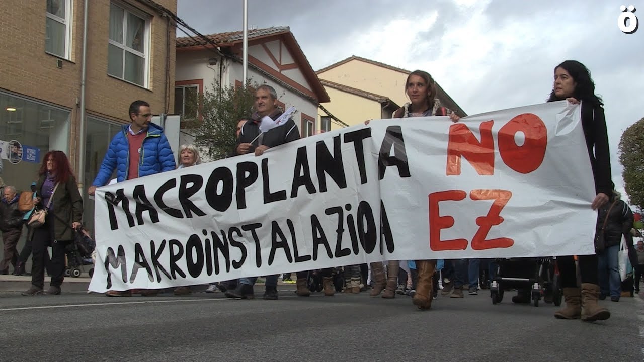 Manifestación contra la macroplanta de basuras en Imarkoain