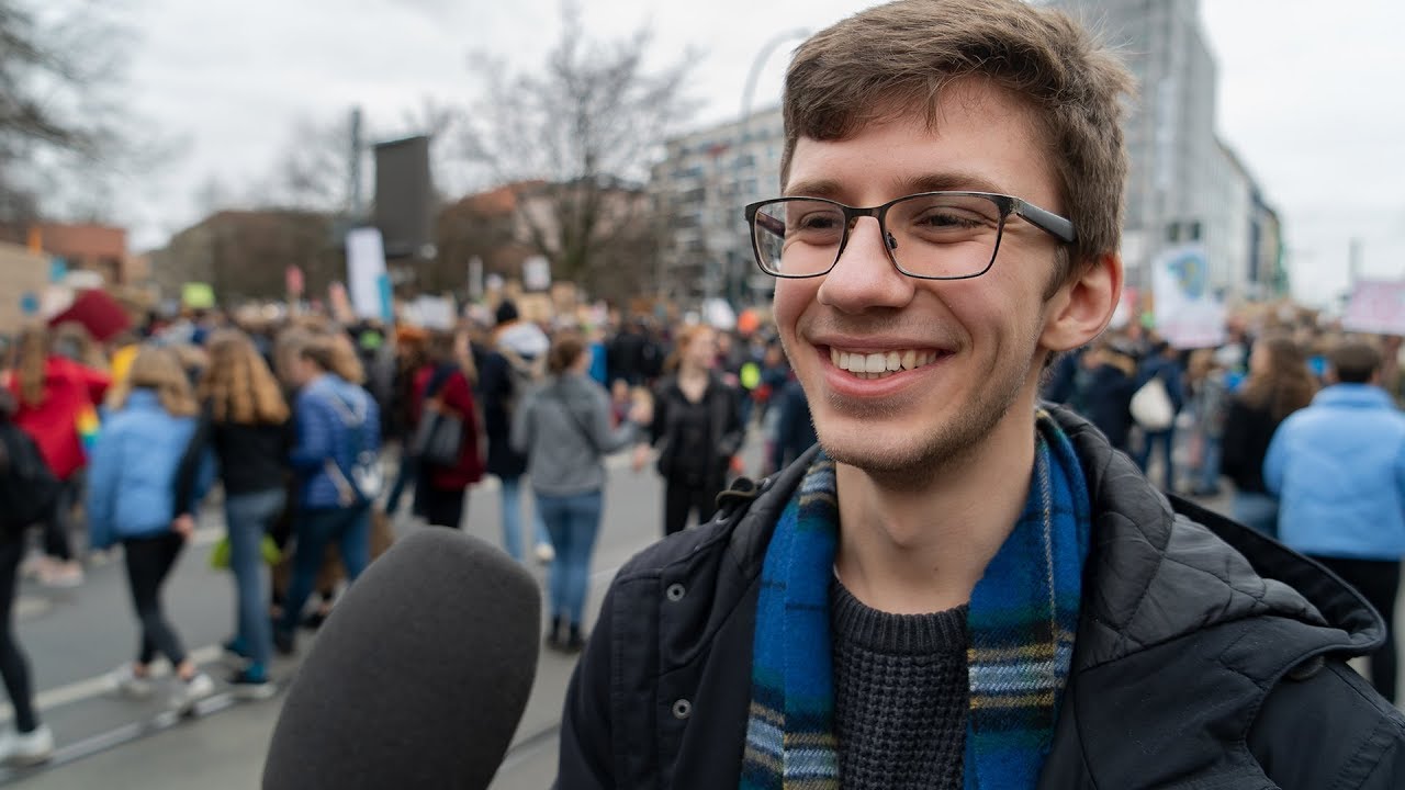 Umfrage: Was verstehen Sie unter digitaler Demokratie?