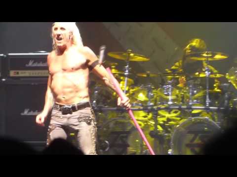 "The Fire Still Burns & Under the Blade" Twisted Sister@Rock Carnival Lakewood, NJ 10/1/16