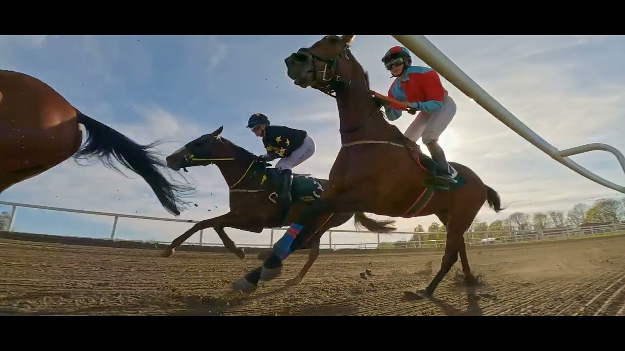 Øvrevoll Galopp løpsdag 05.05.2022. Løp #5 kl. 19:30, PA MINIBUSS CUP AMATØRLØP (1100dt)