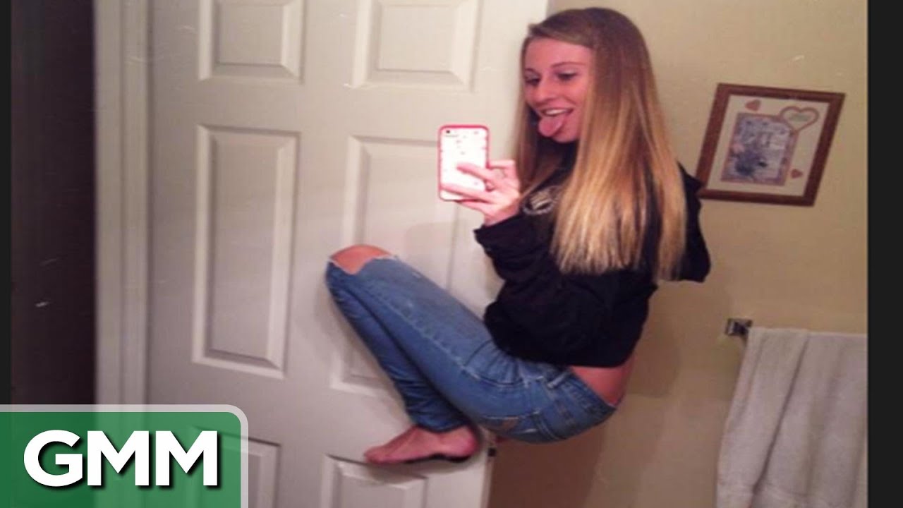 26 Craziest Selfies on the Internet