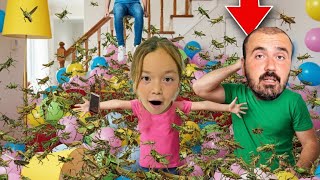 Buğlem İle Kardeşi̇ Si̇hi̇rli̇ Portal İle Işinlandi Eyvah Ki̇li̇tli̇ Kaldik Napcaz Böcek Var ??