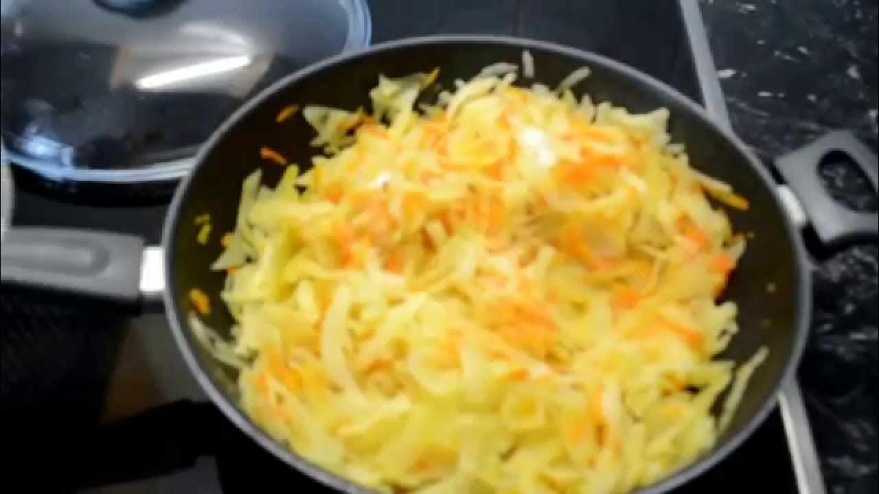 Тушеная капуста с картофельным пюре. Тушеная капуста с картофельным пюре