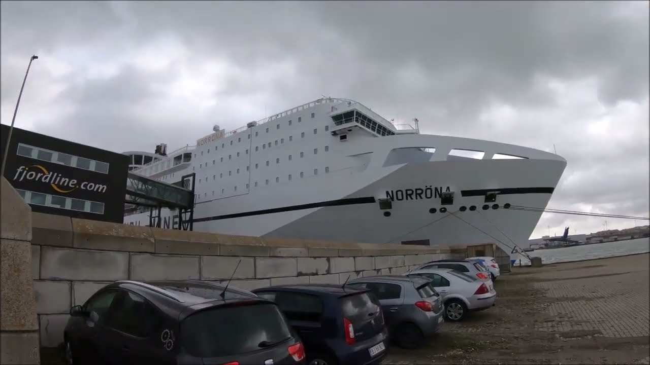 Wikingerkreuzfahrt zu den Färöer Inseln und Island