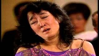 Mitsuko Uchida  W.A. Mozart Piano Concerto No.9 in E flat Major K. 271 'Jeunehomme'