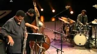 Wayne Shorter Quartet - All blues chords