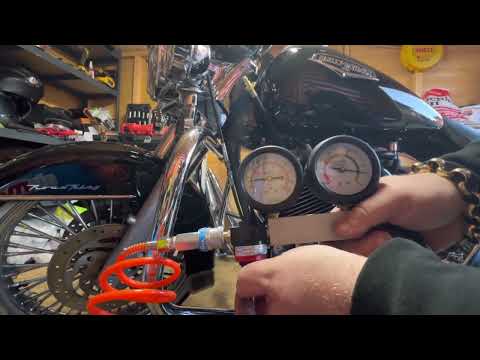 Leak Down Test Harley Davidson - YouTube