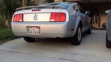 2007 V6 Mustang Muffler Delete + Start Up and Revs