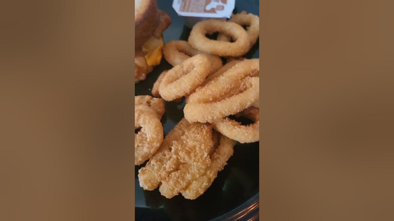 new-burger-king-classic-melt-sandwich-and-onion-rings-youtube