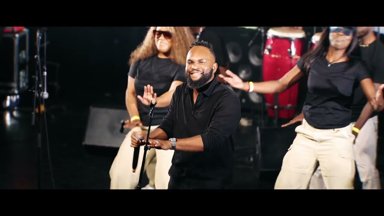 Concert Moise Matuta à Paris - GLORY MUNDEKE (LIVE)