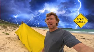 TARP CAMPING IN A GIANT STORM ON A PUBLIC BEACH | FAIL | DON'T TRY  THIS