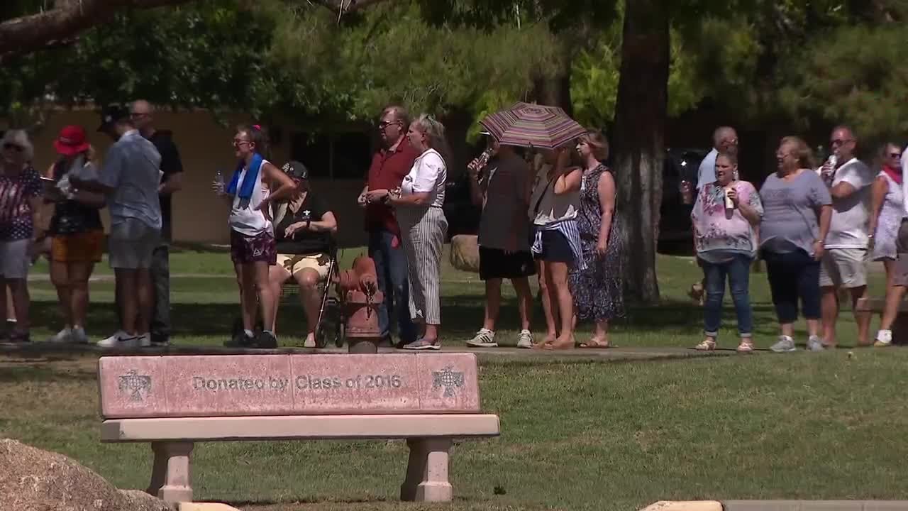 How do Arizona voters feel a week before the election - YouTube