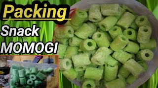 Kueh Momogi..beginilah Proses Pembungkusan Snack Momogi Ijo Ala Skill Sendiri
