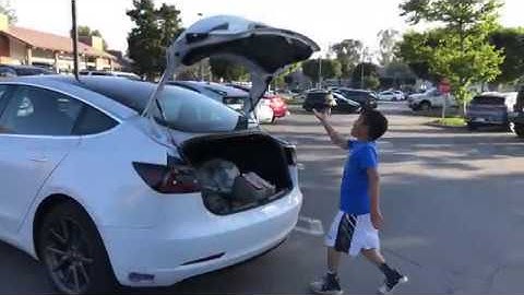 DIY Power Liftgate and Kick Sensor for Tesla Model 3 (Installation Timelapse)