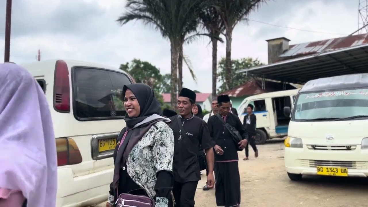 Seru !!! Wisata Ziarah Rombongan Ponpes Darul Falah - Lampung Timur