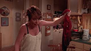Malcolm in the Middle | Lois finds her red anniversary dress burnt and in the toilet