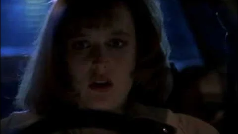 Gillian Anderson 3 - Murder One T.V. Theme