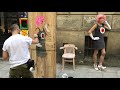 Retrato de Brigitta Glamour & Trash – Francisco de Pájaro, street art video Barcelone, street artist Barcelone