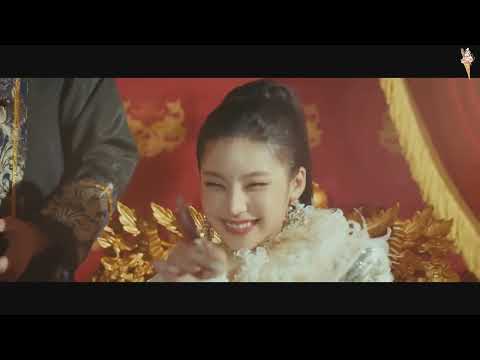 ITZY - SNEAKERS [rus.sub/рус.саб]