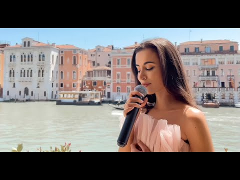 CAN'T HELP FALLING IN LOVE - Elvis Presley (Cover Benedetta Caretta)