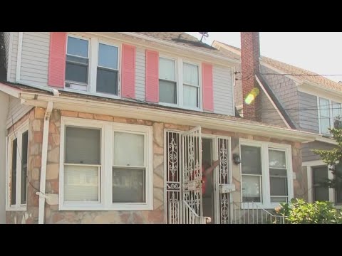 Child lived in Queens home with drugs, guns: NYPD - YouTube