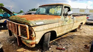 Old Moroso Air Cleaner in the bed of this 1967 Ford Bumpside F100 Junkyard Find