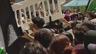 Protestors and police clash at UC San Diego