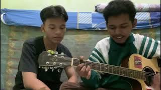 kelas X-3  judul lagu =  utopia serpihan hati ini